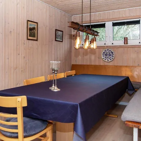 Holiday home Lxxxv *